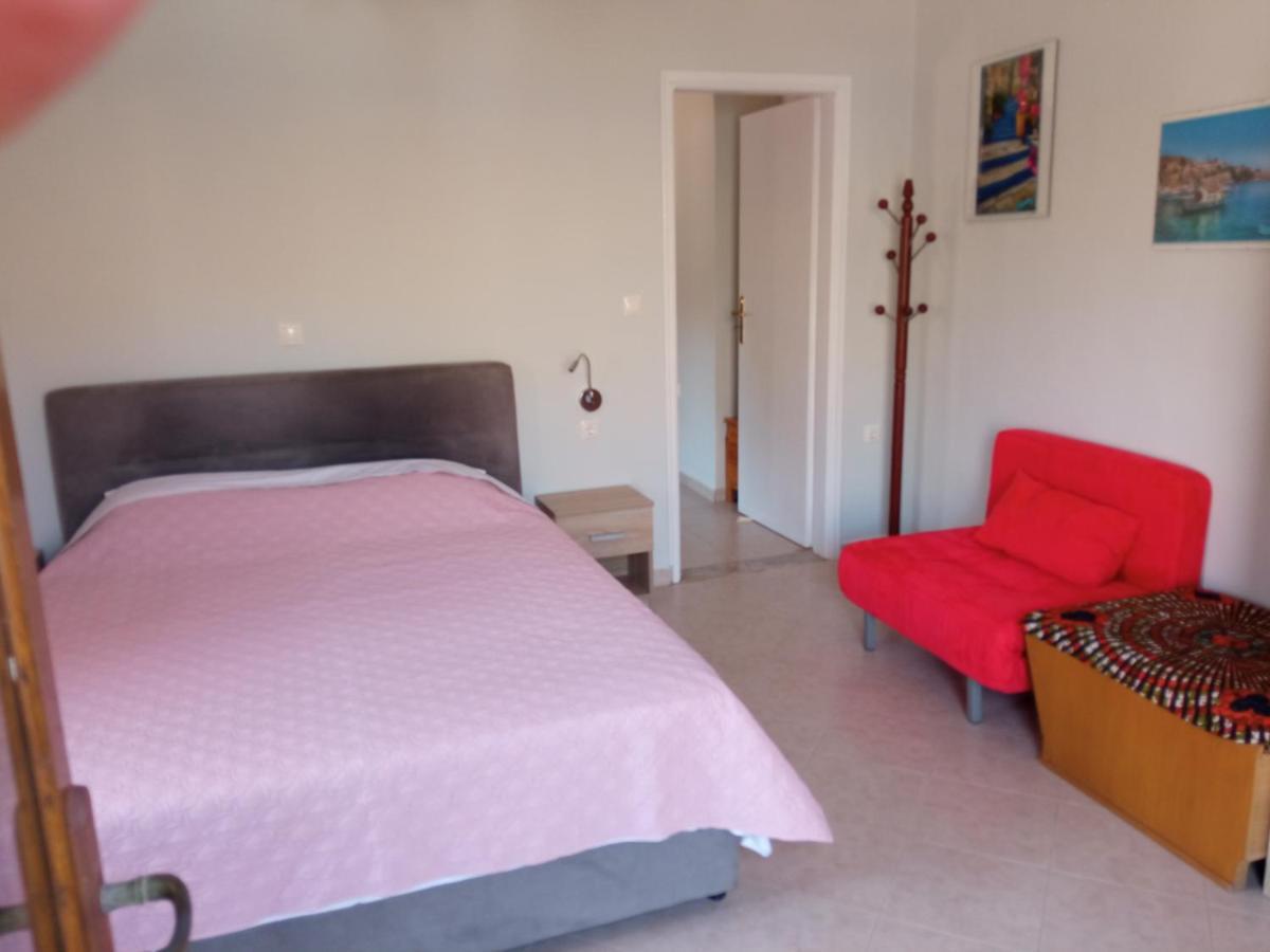 Pedi Breeze Apartment Sými Luaran gambar