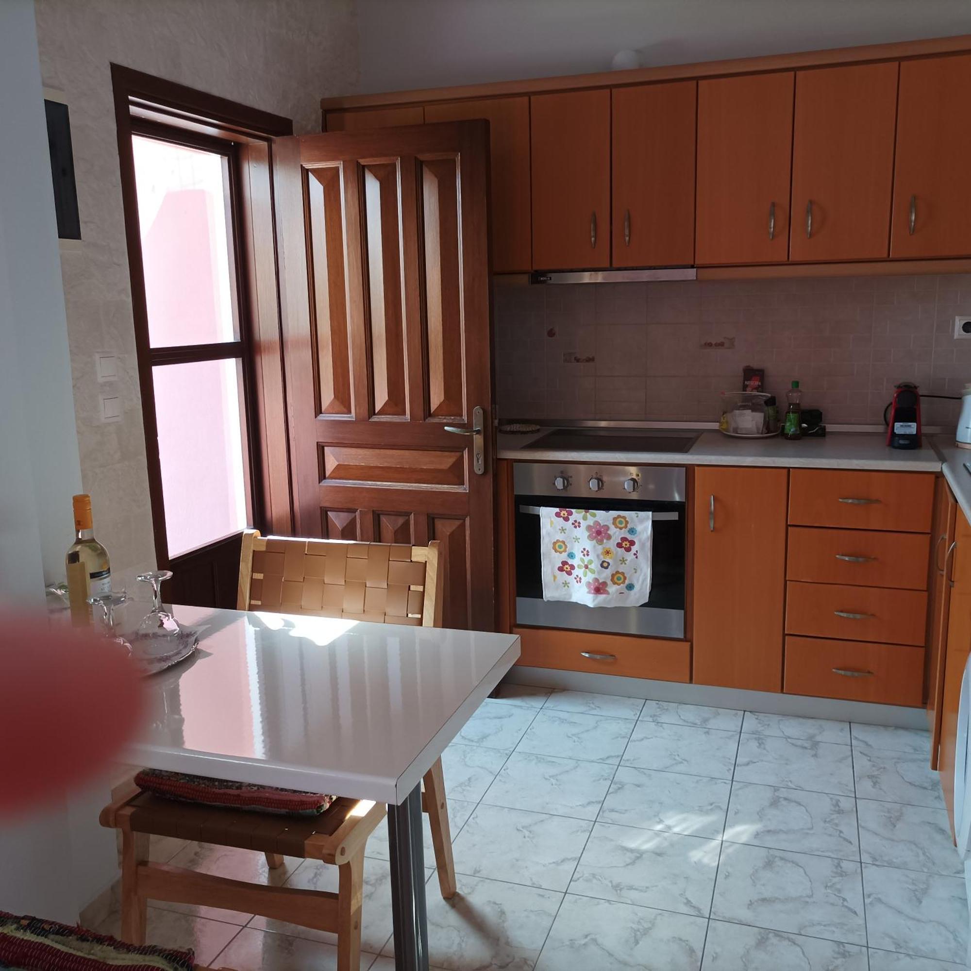 Pedi Breeze Apartment Sými Luaran gambar