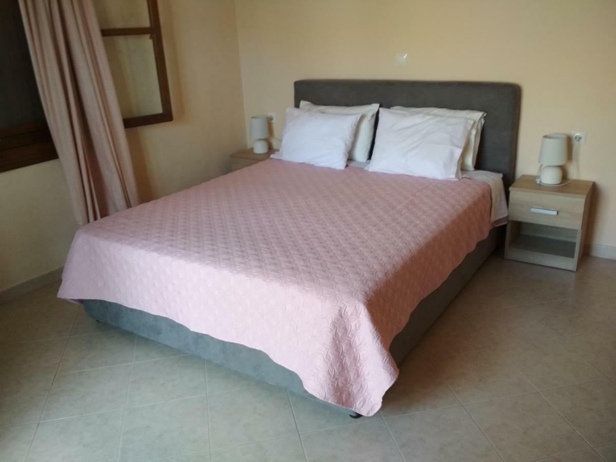 Pedi Breeze Apartment Sými Luaran gambar