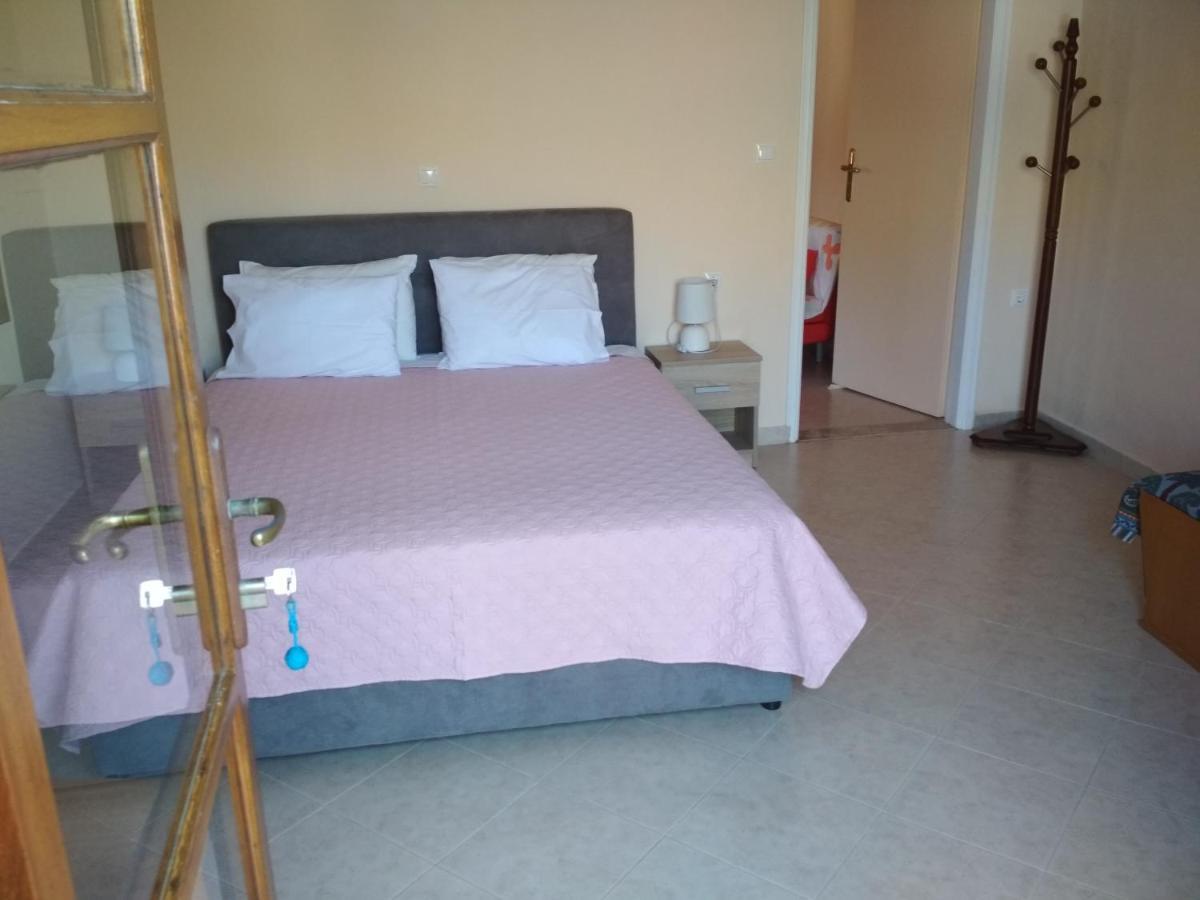 Pedi Breeze Apartment Sými Luaran gambar
